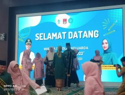 Walikota Bukittinggi Wisudakan Sekolah Keluarga Angkatan IV- 2022 Se – Bukittinggi
