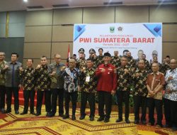 Tingkatkan Solidaritas, Ketua PWI Sumbar Resmi Dilantik