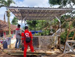 Walikota Bukittinggi H. Erman Safar, SH. Memberikan Apresiasi Atas Himbauan dari Pengurus PMI Kota Bukittinggi