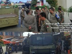 Tim Gabungan SK4 dan Kodim 0304 Agam, Tertibkan Pelanggar Perda di Fasilitas Umum Kota Bukittinggi