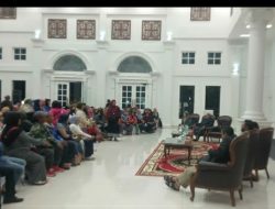 Walikota Bukittinggi Erman Safar Terapkan Nilai-Nilai Kebudayaan ,Ciri Khas Pedagang Pasar Atas Bukittinggi