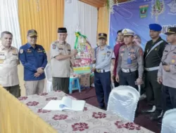 Pastikan Arus Mudik Berjalan Lancar, Gubernur Mahyeldi Pantau Lansung Kondisi Lalu Lintas dari Posko Pelayanan Terpadu