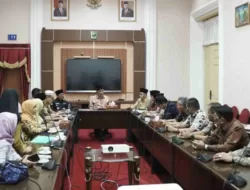 Bahas Persiapan ‘Malakok’ Keluarga Bung Hatta, Gubernur Mahyeldi : Apresiasi Masyarakat Batu Ampa dan Siap Dukung Penuh