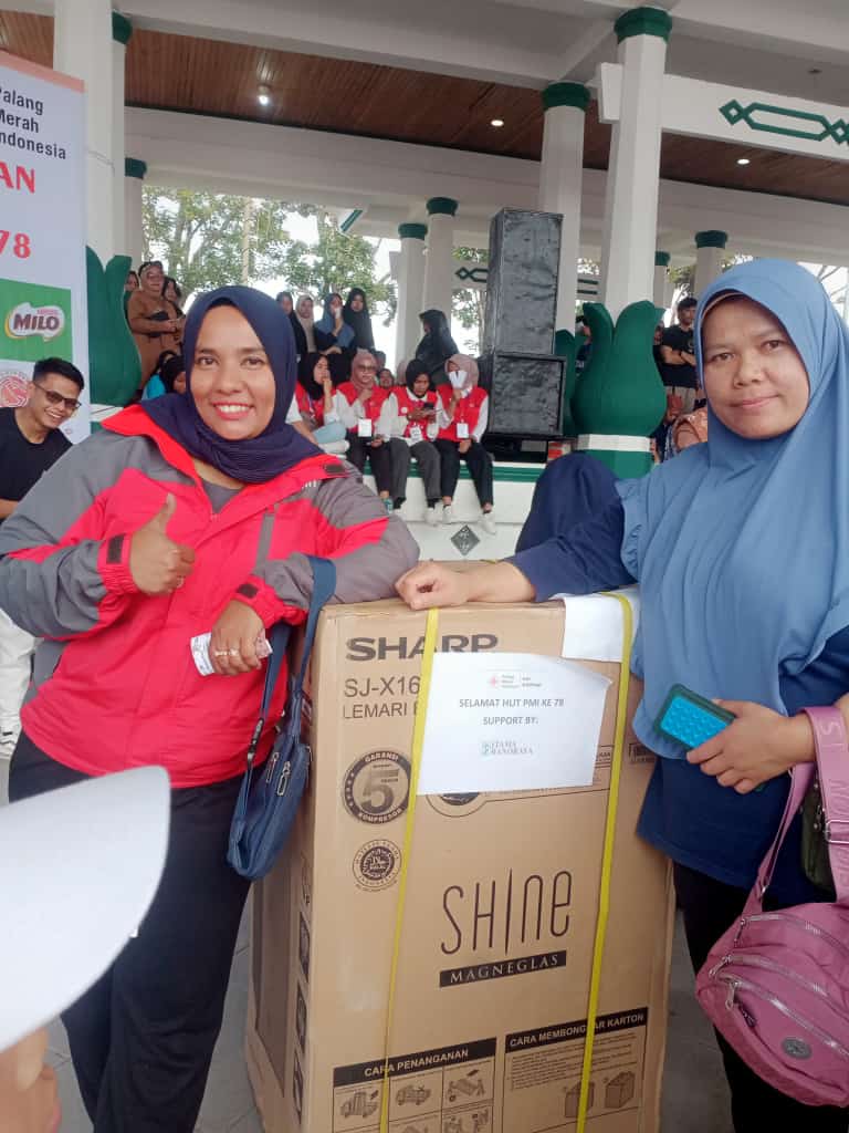 HUT PMI Kota Bukittinggi ke-78 Tahun Bertabur Hadiah