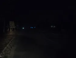 Jalan Kantor Bupati Kampar Gelap Gulita Malam Hari
