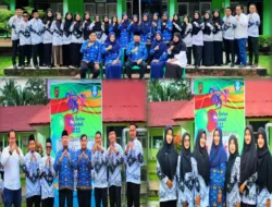 Memperingati Hari Guru Nasional SMKN 1 Ampek Nagari gelar Upacara