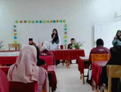 Baru dilantik  Kepala SD N 10 Nitra Yulinda SPD Silahturahmi dengan Wali Murid dan Kominte Serta Jorong Koto Tinggi
