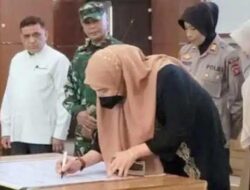 Pemko Bukittinggi Tanda Tangani Komitmen  Bentuk Dukungan Pencegahan Stunting 