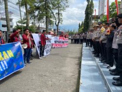 Mahasiswa Fakultas Hukum Universitas Muhammadiyah Sumatera Barat Aksi Damai Tolak Kenaikan PPN 12%