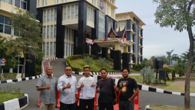 Merasa Diperas dan Diancam, Advokad Ismail Raja Tega Dampingi Rahmat Laporkan Oknum Wartawan Ke Polda Sumbar 