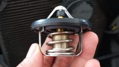 Mesin Mobil Sering Overheat, Jangan Copot Thermostat, Ini Akibatnya