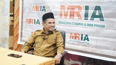Wabup Candra Sampaikan Salam Bupati Saat Ceramah Tabligh Akbar di Masjid Raya Istiqomah