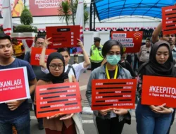 Menteri Kominfo Pastikan Tidak Ada Pembatasan WhatsApp dan VoIP