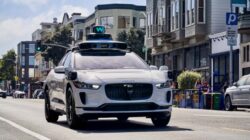 Tesla Robotaxi Hadir di California, Siap Lawan Waymo