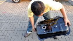 Ternyata Ini Alasan Tangki Mobil Diesel Harus Dikuras Berkala