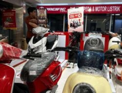 Penjualan Motor Listrik Menurun, Produsen Kurangi Produksi