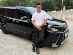 Pengalaman Dirly Idol Mengendarai Voxy