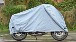 Mengapa Motor Jarang Digunakan Tetap Perlu Ganti Oli Berkala