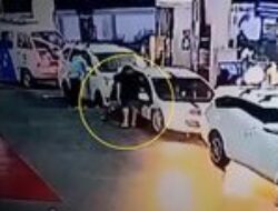 Pembakar Mobil Kades Trenggalek Tak Terima Ditegur Usai Bacok Kambing