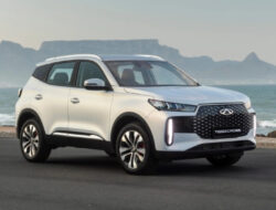 Tiggo Cross Hybrid Termurah Resmi Dirilis! Fitur Apa Saja yang Tetap Ada?