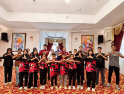 Wakil Bupati Solok lepas Atlet Wushu Kabupaten Solok menuju kejuaraan Tingkat PROVINSI