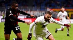 Skor 2-0 AC Milan Kalahkan Bari di Coppa Italia, Nasib Leao Mengkhawatirkan