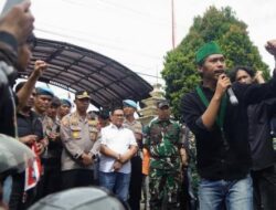 Berani Temui Massa Aksi, Wali Kota Bukittinggi Ramlan Nurmatias Ikuti Jejak Sri Sultan dan Kang Dedi