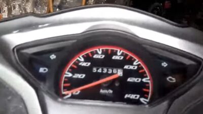 5 Cara Cerdas Mencegah Keretakan Kaca Speedometer Motor