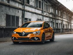 Renault Pecat 3 Ribu Karyawan Akibat Penghematan