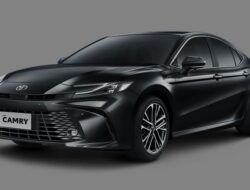 Toyota Indonesia Tiba-tiba Segarkan Camry Bensin, Jadi Lebih Canggih dengan Pembaruan Ini