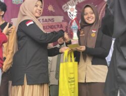 Siswi SMAN 2 Bukittinggi Juara 1 OSS di Kompetisi SMANIVA Balarek Gadang 3