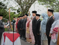Wako Ramlan Lantik 19 Pejabat Administrato Pengawas dan Fungsional di Lingkungan Pemko Bukittinggi