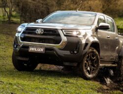 Hilux Champ, Versi Bantet yang Lincah dan Tangguh
