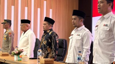 Ketua PMI Sumatera Barat Lantik dan Kukuhkan Dewan Kehormatan PMI Kabupaten Solok Masa Bakti 2025–2030