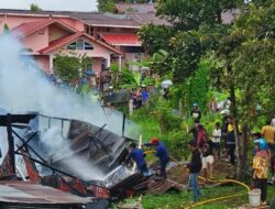 Empat Rumah di Pulai Anak Air Bukitttinggi Terbakar, Kerugian Ditaksir Ratusan Juta