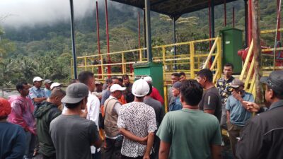 Debit Air Danau Semakin Tinggi, Masyarakat Datangi PLTA Maninjau Minta Tutup Bendungan Dibuka