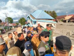 Wabup Solok Dampingi Gubernur Sumbar Mahyeldi Tinjau Lokasi Terdampak Bencana di Kabupaten Solok