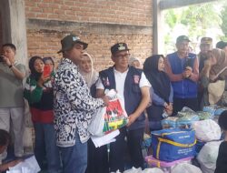 Tempuh Jalur Darat 6 Jam, Wako Ramlan Pimpin Penyaluran Bantuan ke Salareh Aia Palembayan