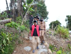 Bupati Solok Serahkan Bantuan Rumah Layak Huni di Alahan Panjang  ‎