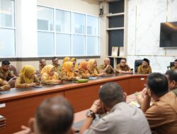 Bupati Solok DR.(H.C)Jon Firman Pandu, SH Memimpin Rapat dalam rangka Membahas tentang Kebijakan Program Strategis Nasional