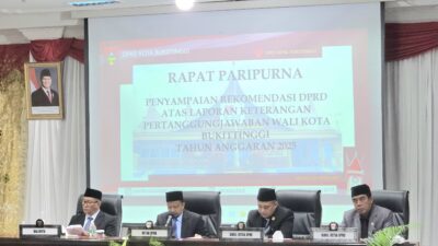 DPRD Bukittinggi Serahkan 147 Rekomendasi LKPJ 2025, Soroti Pendidikan hingga Banjir