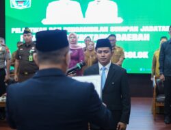 Pelantikan dan Pengambilan Sumpah Jabatan Penjabat Sekretaris Daerah Kabupaten Solok, Bupati Tekankan Pelayanan Prima untuk Masyarakat