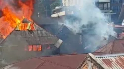 Wali Kota Bukittinggi Tinjau Lokasi Kebakaran di Kayu Kubu, Seorang Lansia Meninggal Dunia