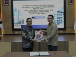 Pemko Bukittinggi Serahkan LKPD 2025 ke BPK Sumbar