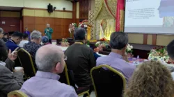 Bahasa Minangkabau Hadapi Ancaman, Gubernur Ajak Masyarakat Jaga Warisan Budaya