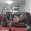 Toke Sayur Jalin Silaturahmi dengan Pengurus Keamanan Pasar Padang Lua