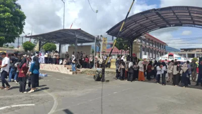 Sengketa Lahan Fort de Kock Dugaan Dosen Menggerakkan Mahasiswa Dipertanyakan