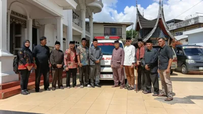 Pokir H. Ibrayasser Berbuah Ambulans untuk Warga Birugo, Perkuat Layanan Kesehatan dan Sosial