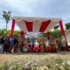 Bunda Lingkungan Hidup Kabupaten Solok Launching Program 1 Rumah 1 Komposter di Alahan Panjang