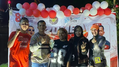 Sekitar 50 Peserta Meriahkan Lomba Zumba HUT RI di S One Gym Bukittinggi